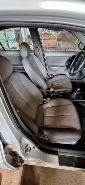 Hyundai Elantra undefined | Auto.bg — изображение 8 Hyundai Elantra undefined | Auto.bg — изображение 8