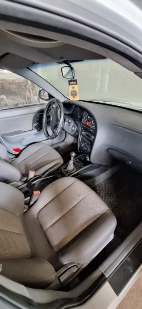Hyundai Elantra undefined | Auto.bg — изображение 7 Hyundai Elantra undefined | Auto.bg — изображение 7