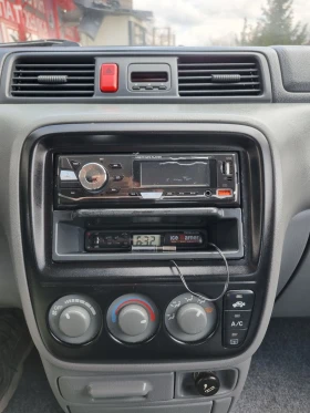 Honda Cr-v 2.0i 128 коня Бензин 4x4 Автомат! - 3300 € / 6454.24 лв. - 62360860 14 | Car24.bg Honda Cr-v 2.0i 128 коня Бензин 4x4 Автомат! - 3300 € / 6454.24 лв. - 62360860 14