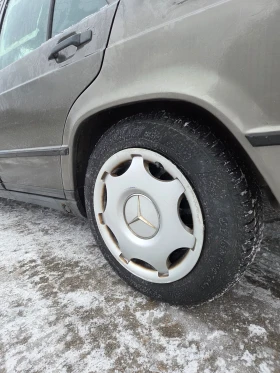 Mercedes-Benz 190 - 1300 € / 2542.58 лв. - 27591582 9 | Car24.bg Mercedes-Benz 190 - 1300 € / 2542.58 лв. - 27591582 9