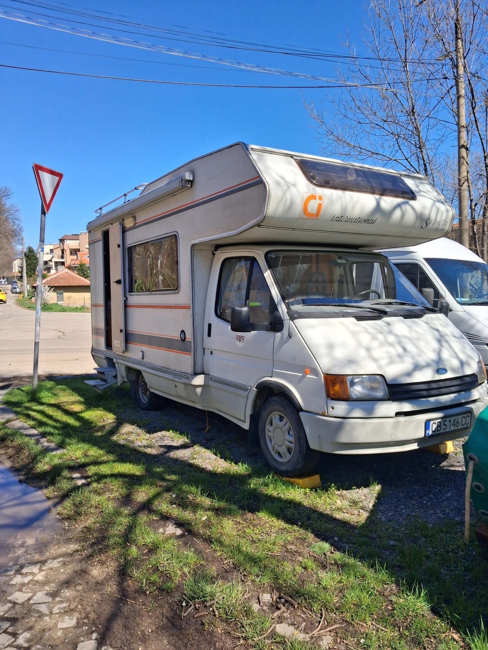 Кемпер Ford Транзит | Auto.bg — изображение 1 Кемпер Ford Транзит | Auto.bg — изображение 1