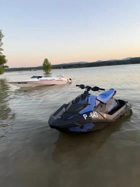 Джет Bombardier Sea Doo Spark trixx 3up
