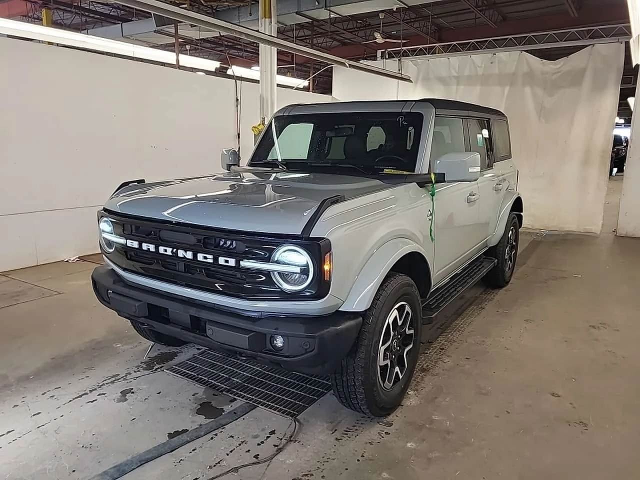 Ford Bronco * OUTER BANKS * CARFAX * 360 камера * | Auto.bg — изображение 1 Ford Bronco * OUTER BANKS * CARFAX * 360 камера * | Auto.bg — изображение 1