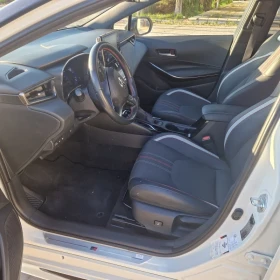 Toyota Corolla Sports 2.0 Hybrid GR Sport | Auto.bg — изображение 7 Toyota Corolla Sports 2.0 Hybrid GR Sport | Auto.bg — изображение 7