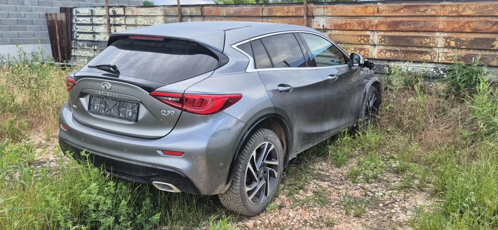 Infiniti Q30 undefined | Auto.bg — изображение 1 Infiniti Q30 undefined | Auto.bg — изображение 1