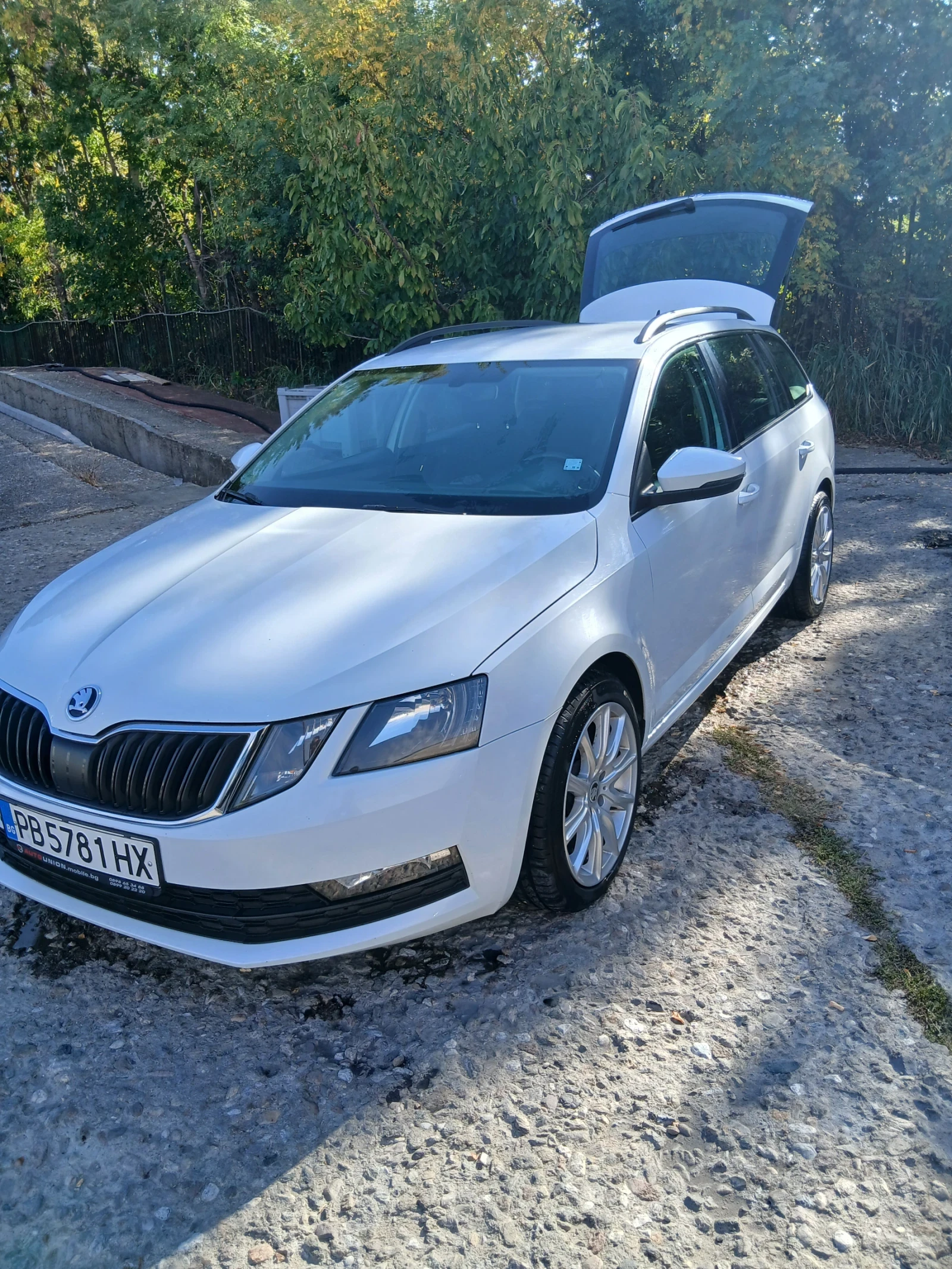 Skoda Octavia undefined | Auto.bg — изображение 1 Skoda Octavia undefined | Auto.bg — изображение 1