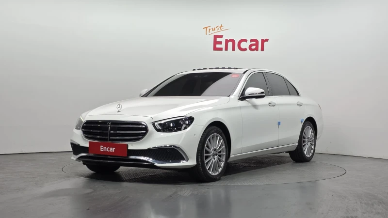 Mercedes-Benz E 220 4MATIC/DISTRONIC/BURMESTER/ОБДУХВАНЕ/ПОДГРЕВИ/PANO - 25600 € / 50069.25 лв. - 30660236 1 | Car24.bg Mercedes-Benz E 220 4MATIC/DISTRONIC/BURMESTER/ОБДУХВАНЕ/ПОДГРЕВИ/PANO - 25600 € / 50069.25 лв. - 30660236 1