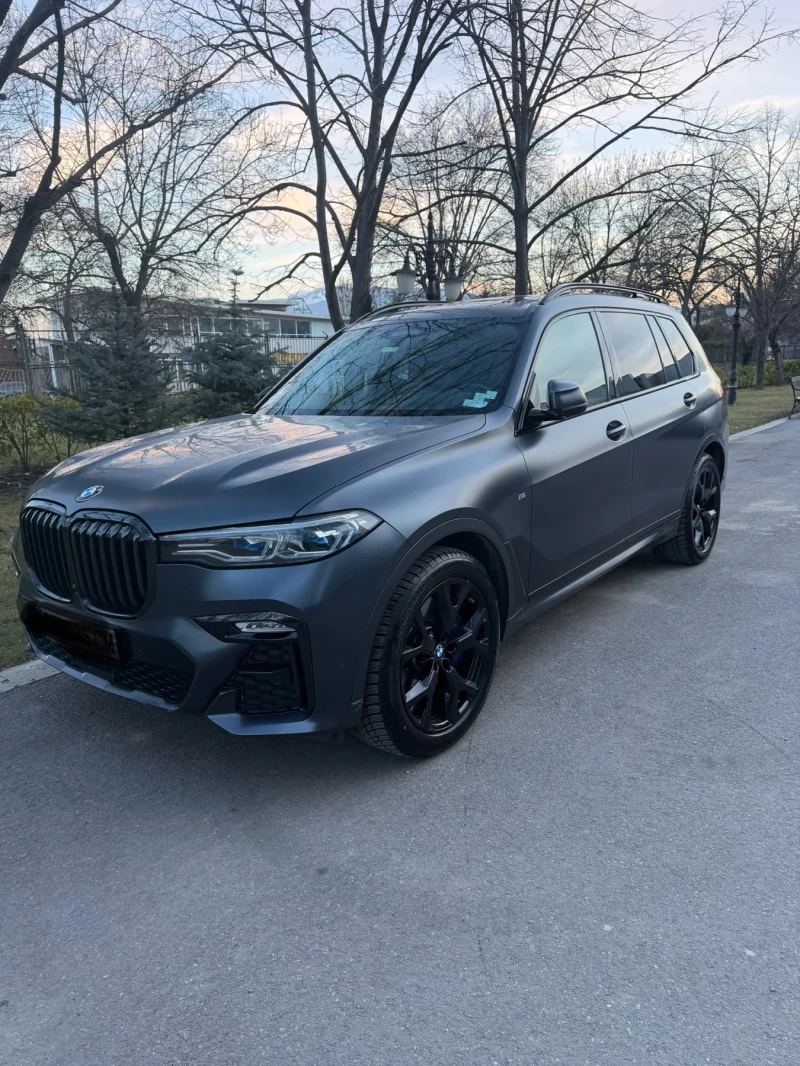 BMW X7 DARK SHADOW / TV /M40i M-Pack/Bowers&Willkins/Diam - 67000 € / 131040.61 лв. - 91038697 1 | Car24.bg BMW X7 DARK SHADOW / TV /M40i M-Pack/Bowers&Willkins/Diam - 67000 € / 131040.61 лв. - 91038697 1