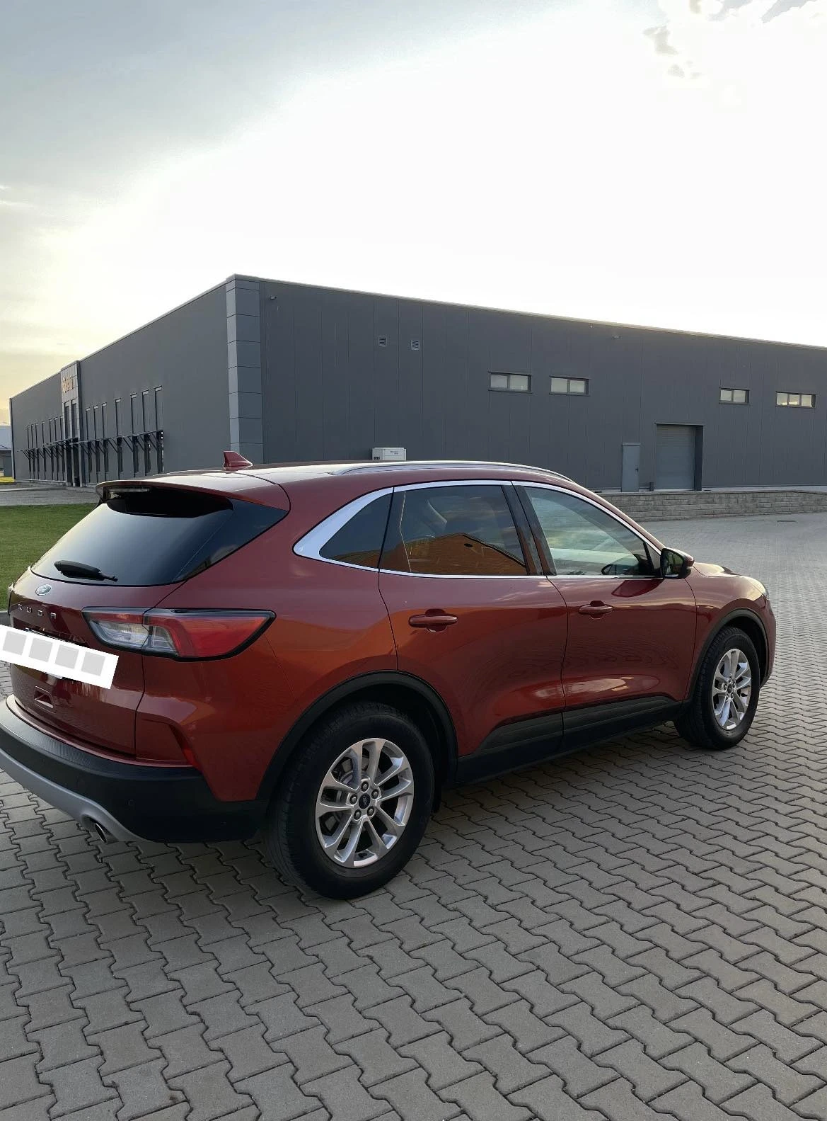 Ford Kuga 1.5 TDCI !С ГАРАНЦИЯ! - изображение 6 | Auto.bg Ford Kuga 1.5 TDCI !С ГАРАНЦИЯ! - изображение 6