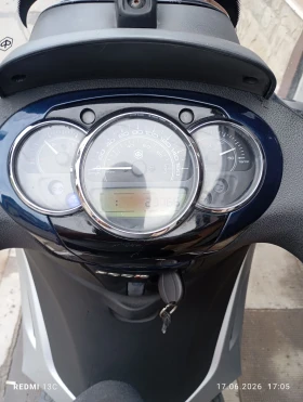 Piaggio Beverly 300ie | Auto.bg — изображение 9 Piaggio Beverly 300ie | Auto.bg — изображение 9
