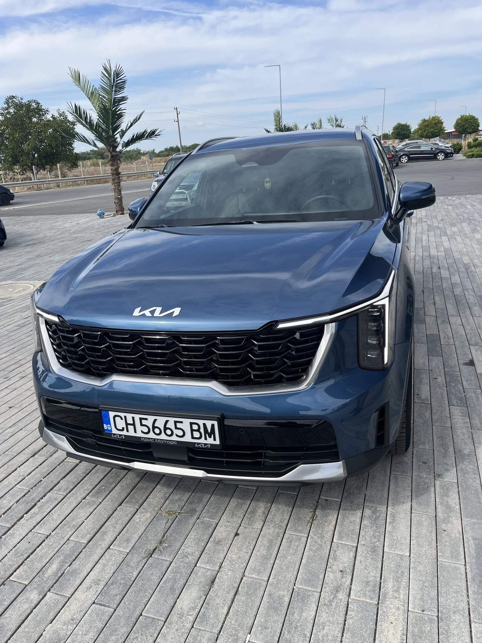 Kia Sorento DIESEL, 4x4, 7 места - изображение 3 | Auto.bg Kia Sorento DIESEL, 4x4, 7 места - изображение 3
