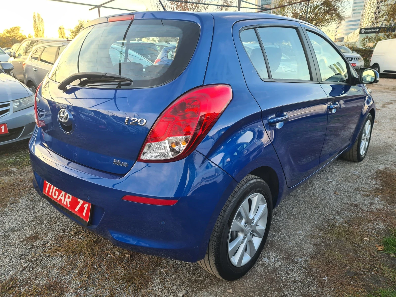 Hyundai I20 1.4i 16V 100p.s  - изображение 5 | Auto.bg Hyundai I20 1.4i 16V 100p.s  - изображение 5