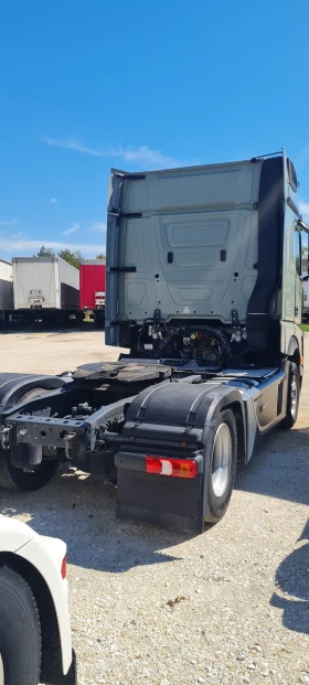 Mercedes-Benz Actros undefined | Auto.bg — изображение 4 Mercedes-Benz Actros undefined | Auto.bg — изображение 4