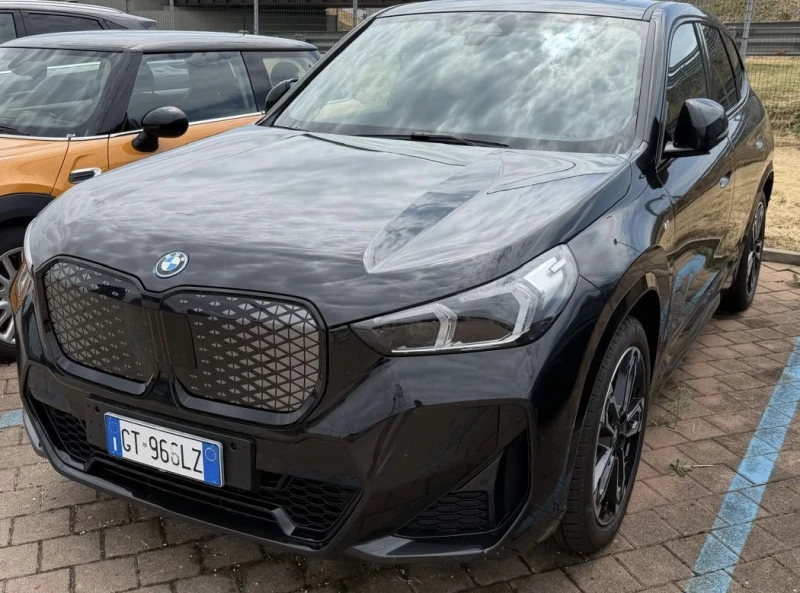 BMW iX1 xDrive30 * 4x4* LED* M Sport* PANO* 11 АВГУСТ - 41900 € / 81949.28 лв. - 28427113 1 | Car24.bg BMW iX1 xDrive30 * 4x4* LED* M Sport* PANO* 11 АВГУСТ - 41900 € / 81949.28 лв. - 28427113 1