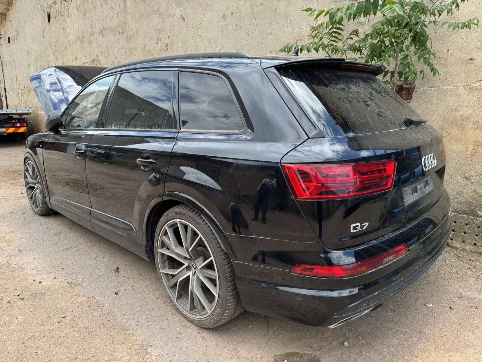 Audi Q7 undefined | Auto.bg — изображение 1 Audi Q7 undefined | Auto.bg — изображение 1