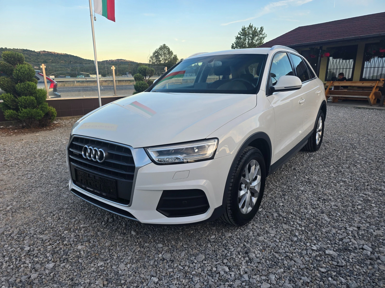 Audi Q3 2.0 TDI Quattro ! ! РЕАЛНИ КИЛОМЕТРИ | Auto.bg — изображение 1 Audi Q3 2.0 TDI Quattro ! ! РЕАЛНИ КИЛОМЕТРИ | Auto.bg — изображение 1