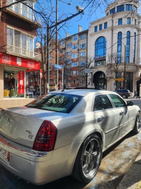 Chrysler 300c HEMI - 15000 € / 29337.45 лв. - 70697577 2 | Car24.bg Chrysler 300c HEMI - 15000 € / 29337.45 лв. - 70697577 2
