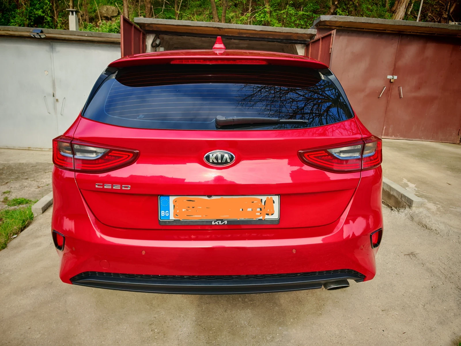 Kia Ceed 1.4* 99k.* LPG* LED* KAMERA* NAVI - изображение 3 | Auto.bg Kia Ceed 1.4* 99k.* LPG* LED* KAMERA* NAVI - изображение 3