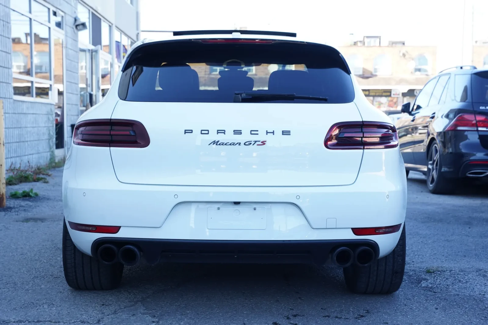 Porsche Macan GTS* RED INSIDE* PANOROOF* 360CAMERA* BOSE*  - изображение 4 | Auto.bg Porsche Macan GTS* RED INSIDE* PANOROOF* 360CAMERA* BOSE*  - изображение 4