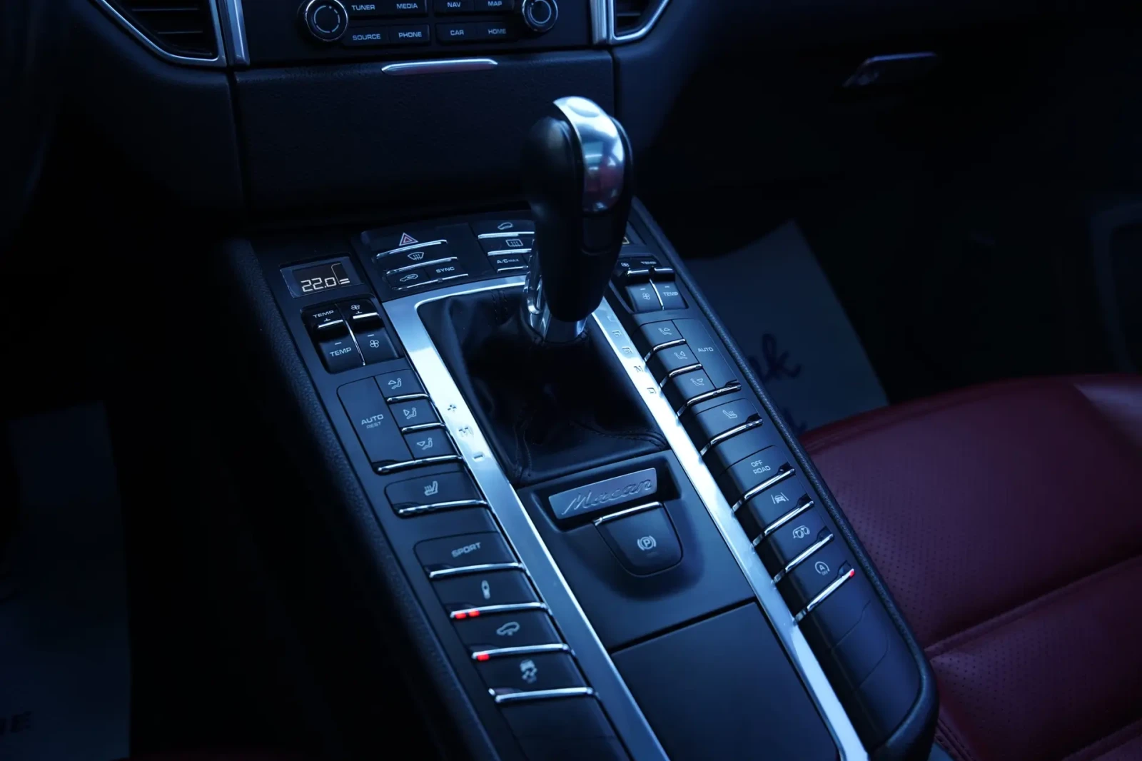 Porsche Macan GTS* RED INSIDE* PANOROOF* 360CAMERA* BOSE*  - изображение 10 | Auto.bg Porsche Macan GTS* RED INSIDE* PANOROOF* 360CAMERA* BOSE*  - изображение 10