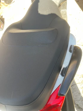Yamaha X-max Скутер | Auto.bg — изображение 6 Yamaha X-max Скутер | Auto.bg — изображение 6