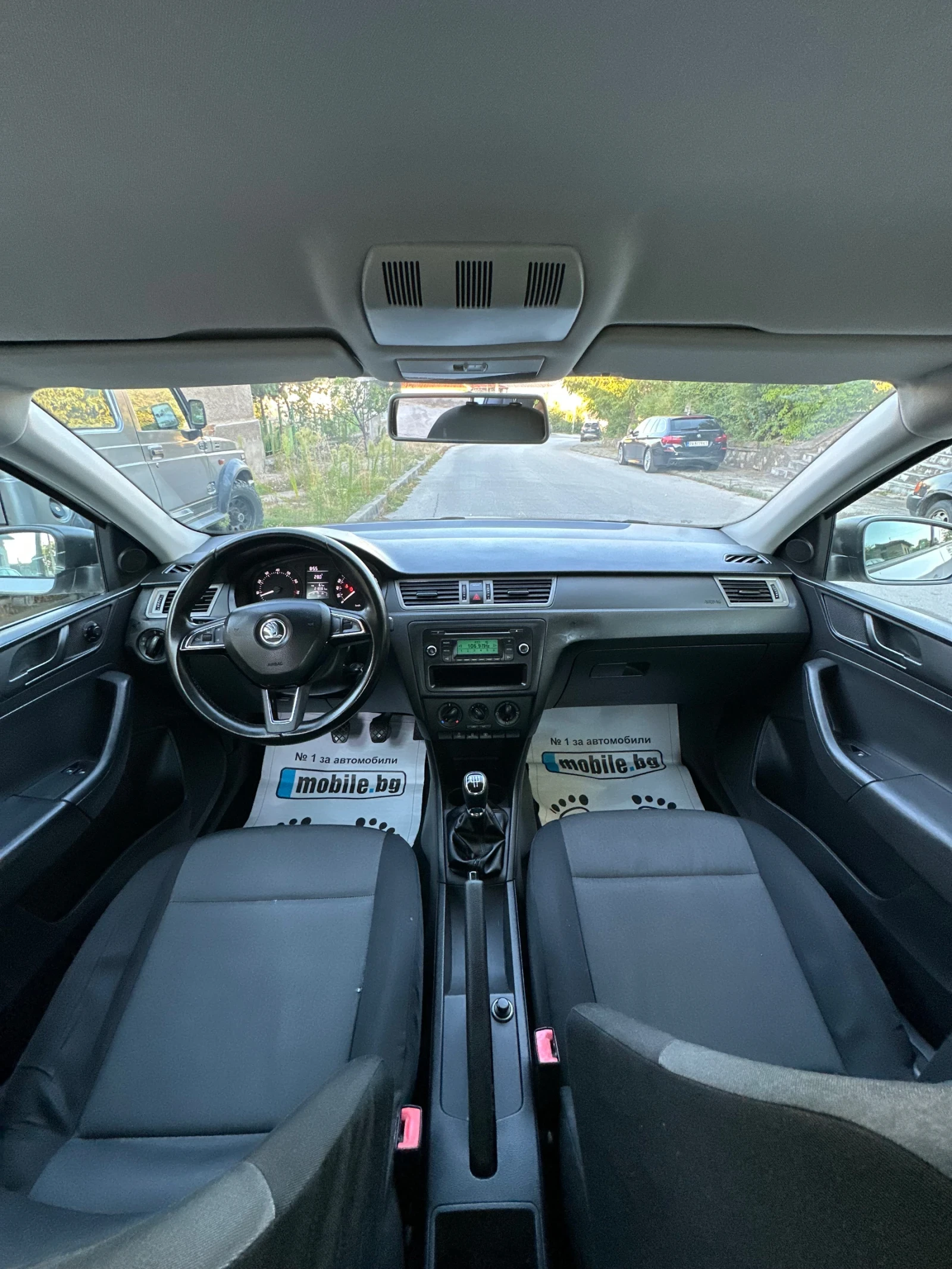 Skoda Rapid 1.2TSI 105k - изображение 9 | Auto.bg Skoda Rapid 1.2TSI 105k - изображение 9