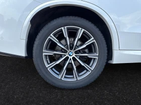 BMW X5 40i/xDrive/M-SPORT/ICONIC GLOW/H&K/HEAD UP/ - 135780 лв. / 69423.21 € - 97057876 4 | Car24.bg BMW X5 40i/xDrive/M-SPORT/ICONIC GLOW/H&K/HEAD UP/ - 135780 лв. / 69423.21 € - 97057876 4