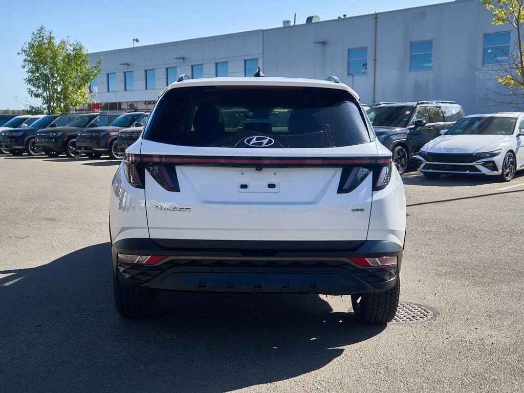 Hyundai Tucson ПАНОРАМА* КОЖА* ДИСТРОНИК* СЛЕДЕНЕ ЛЕНТИ*  - изображение 5 | Auto.bg Hyundai Tucson ПАНОРАМА* КОЖА* ДИСТРОНИК* СЛЕДЕНЕ ЛЕНТИ*  - изображение 5