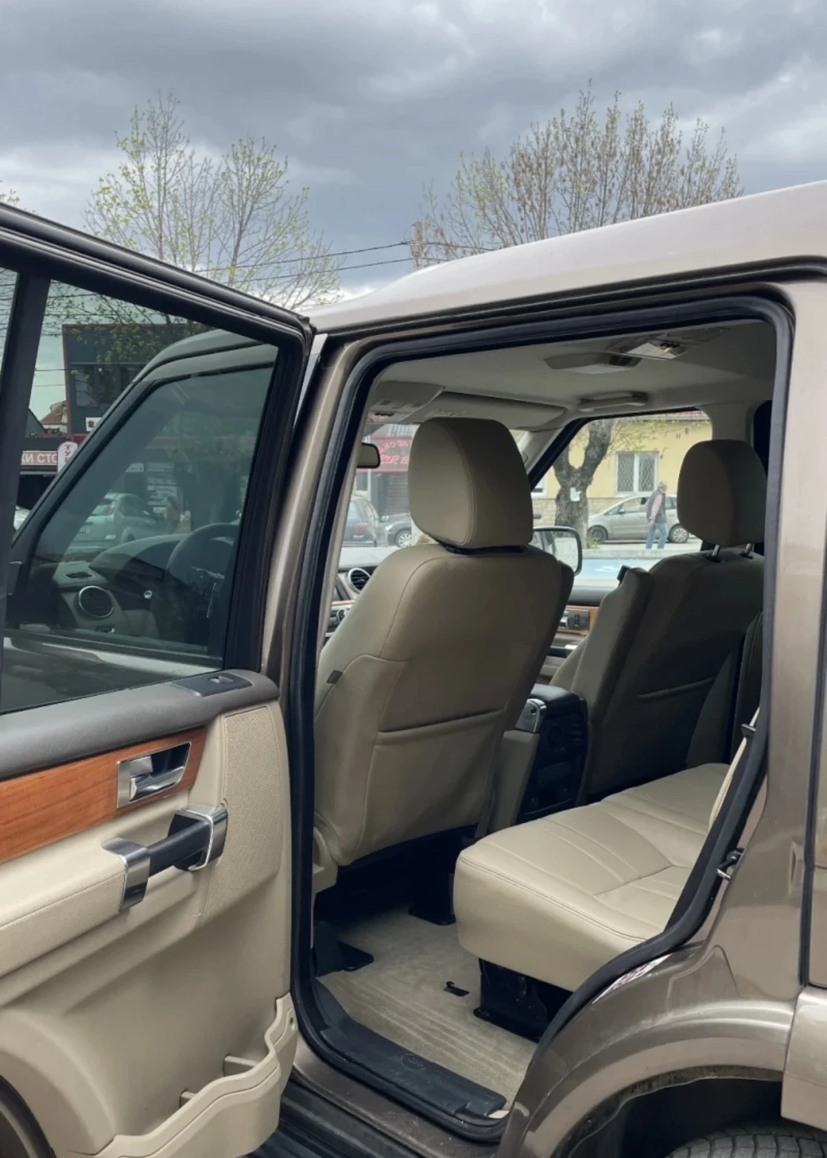 Land Rover Discovery 4 SE - изображение 8 | Auto.bg Land Rover Discovery 4 SE - изображение 8