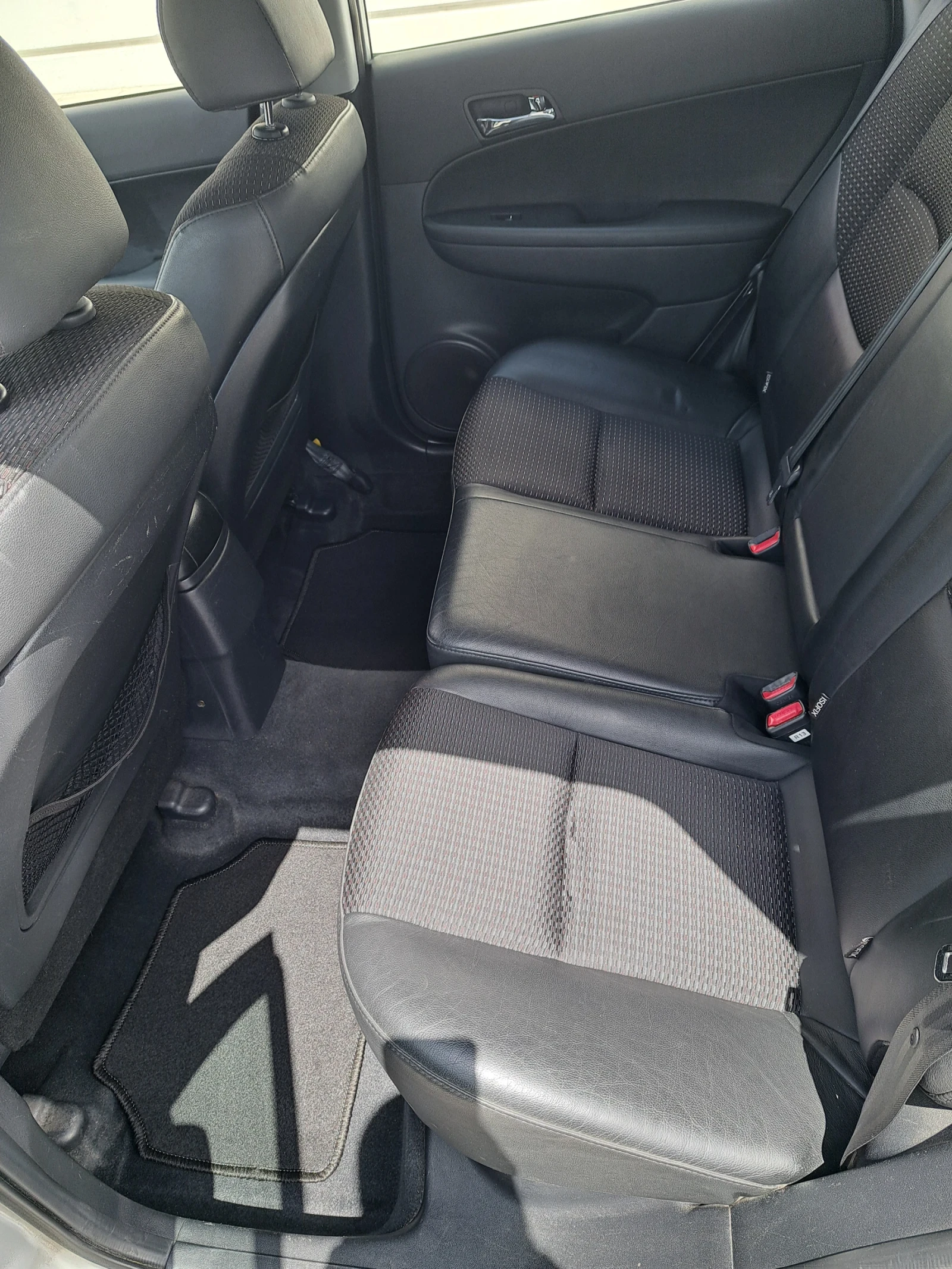 Hyundai I30 2.0i 143 hp - изображение 9 | Auto.bg Hyundai I30 2.0i 143 hp - изображение 9