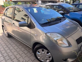 Toyota Yaris 1.3 бензин