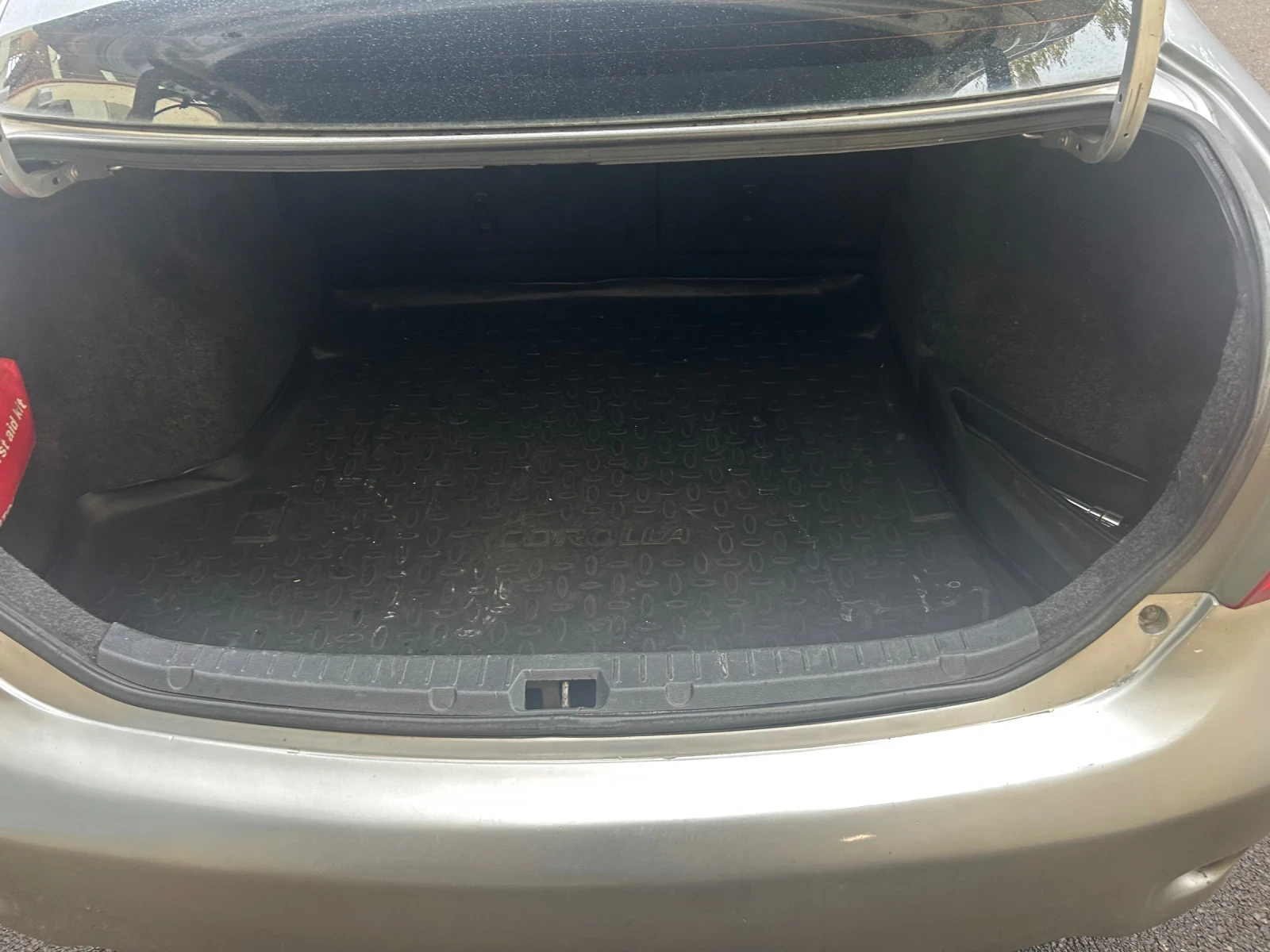 Toyota Corolla 1.4 d4d - изображение 8 | Auto.bg Toyota Corolla 1.4 d4d - изображение 8