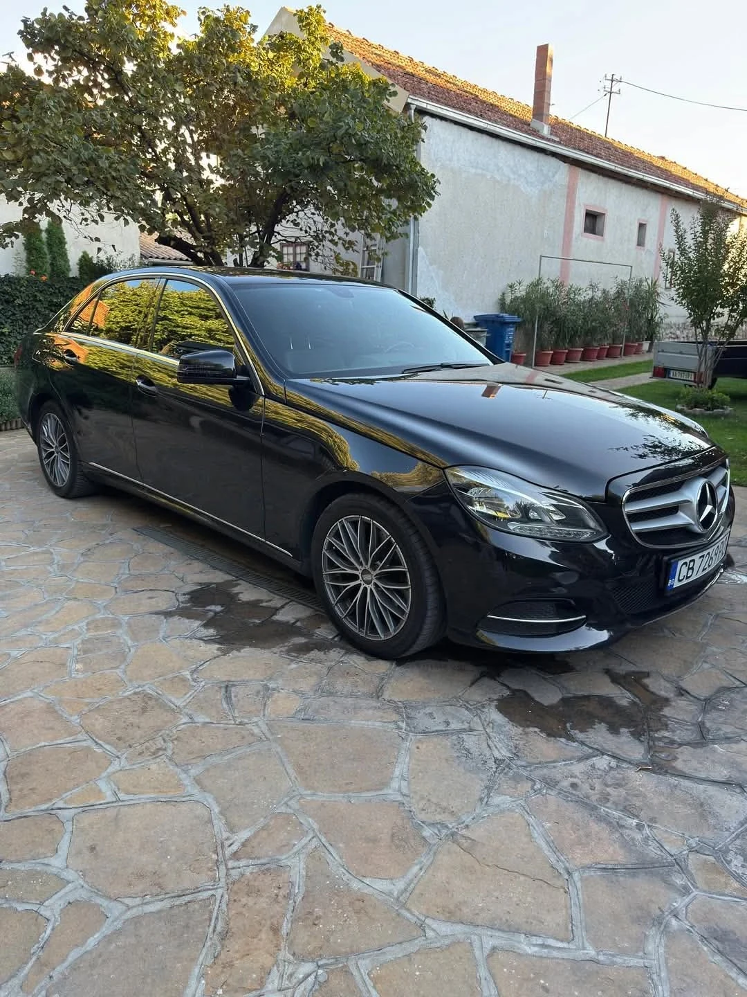 Mercedes-Benz E 220 Mercedes-Benz E 220 2015 170 к.с. | 2.1 CDI | 7G-T - изображение 2 | Auto.bg Mercedes-Benz E 220 Mercedes-Benz E 220 2015 170 к.с. | 2.1 CDI | 7G-T - изображение 2