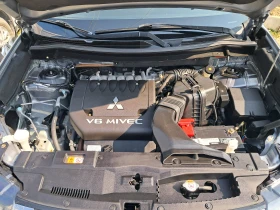 Mitsubishi Outlander 3.0 GT S-AWC 7места | Auto.bg — изображение 17 Mitsubishi Outlander 3.0 GT S-AWC 7места | Auto.bg — изображение 17