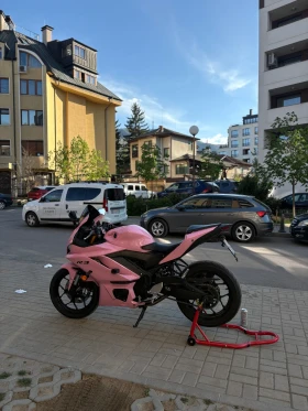 Yamaha R 3