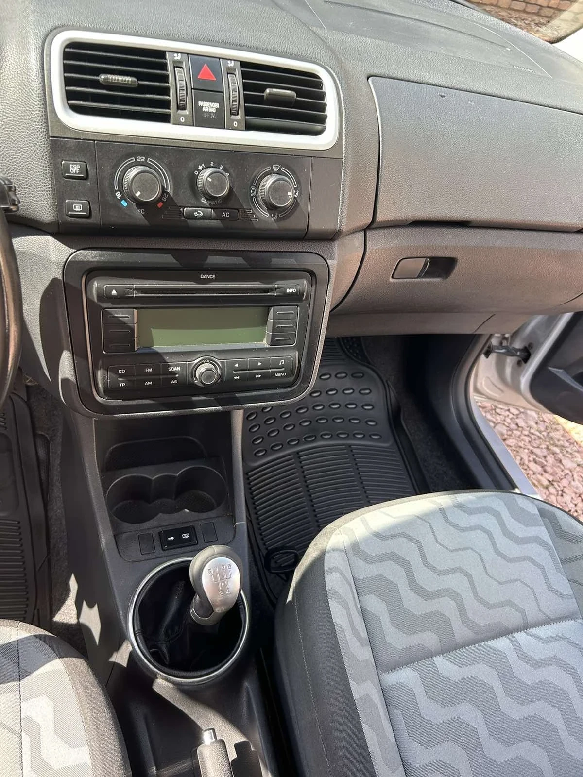 Skoda Fabia 1.4 - изображение 9 | Auto.bg Skoda Fabia 1.4 - изображение 9