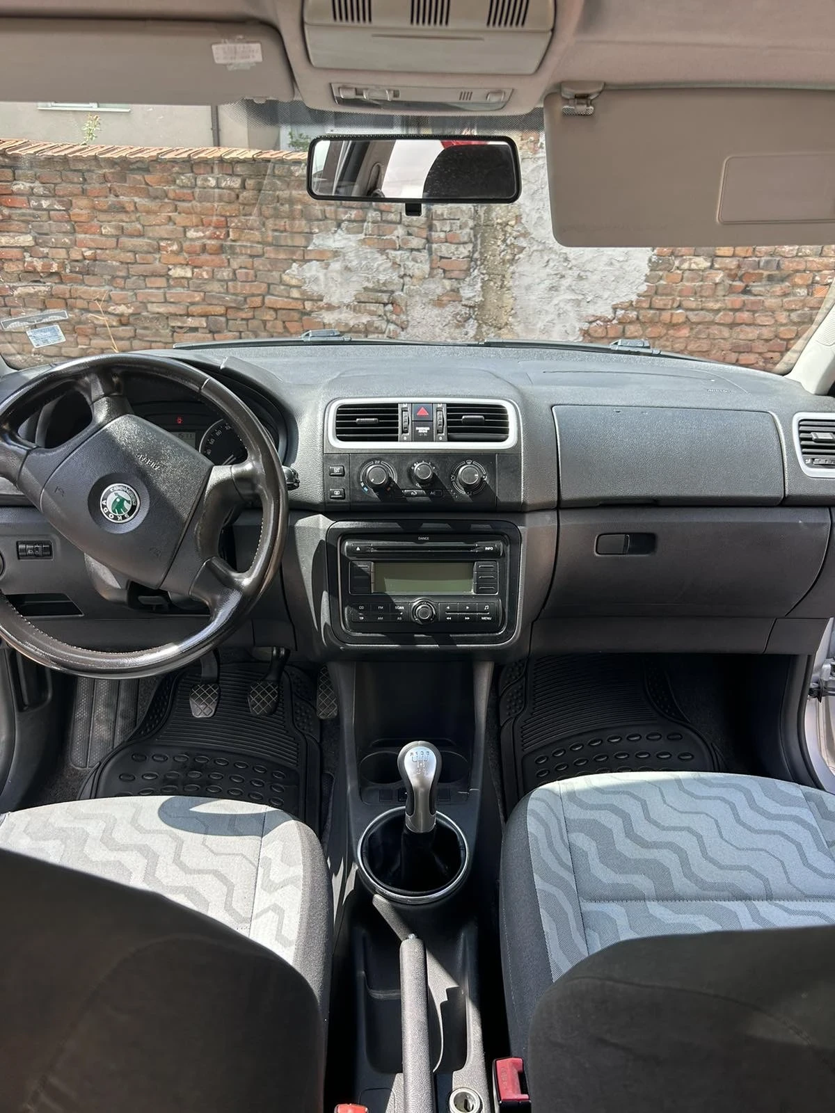 Skoda Fabia 1.4 - изображение 6 | Auto.bg Skoda Fabia 1.4 - изображение 6