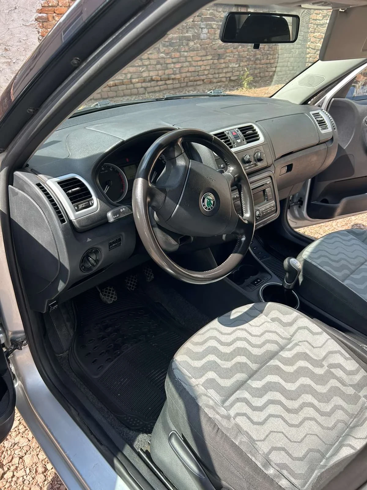 Skoda Fabia 1.4 - изображение 3 | Auto.bg Skoda Fabia 1.4 - изображение 3