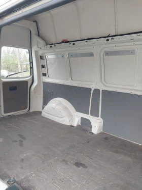 VW T5 2.5 тди 4х4 | Auto.bg — изображение 6 VW T5 2.5 тди 4х4 | Auto.bg — изображение 6