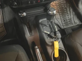 Jeep Wrangler (Jk) 3.6 Sports 2-Door | Auto.bg — изображение 9 Jeep Wrangler (Jk) 3.6 Sports 2-Door | Auto.bg — изображение 9
