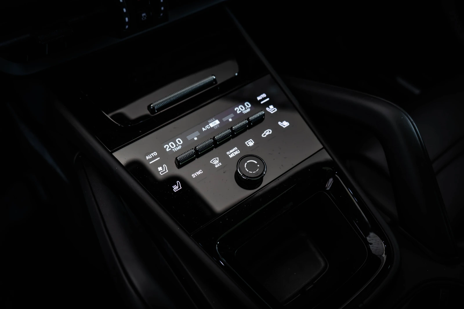 Porsche Cayenne E Hybrid Coupe* Bose* Pano - изображение 9 | Auto.bg Porsche Cayenne E Hybrid Coupe* Bose* Pano - изображение 9