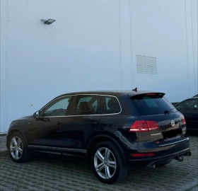 Обява за продажба на VW Touareg * 4.2* TDI* R-Line* Pano* Dynaudio*