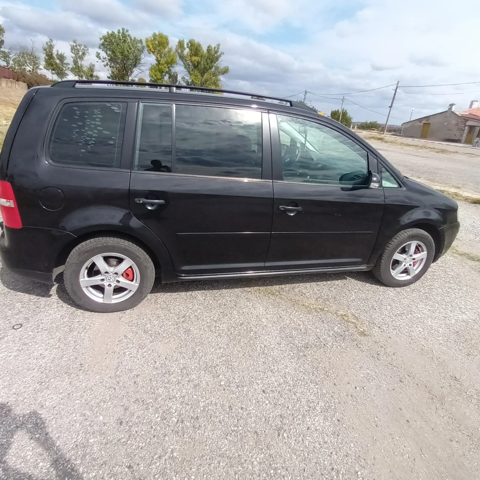 VW Touran  - изображение 6 | Auto.bg VW Touran  - изображение 6
