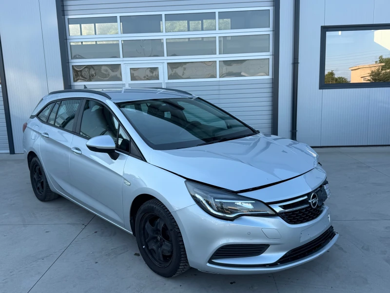 Opel Astra 1.6CDTI 110кс - 2850 € / 5574.12 лв. - 71295156 1 | Car24.bg Opel Astra 1.6CDTI 110кс - 2850 € / 5574.12 лв. - 71295156 1