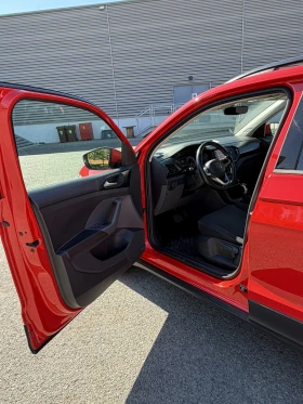 VW T-Cross 1.5 DSG 150hp Гаранция - 15600 € - 66165715 8 | Car24.bg VW T-Cross 1.5 DSG 150hp Гаранция - 15600 € - 66165715 8
