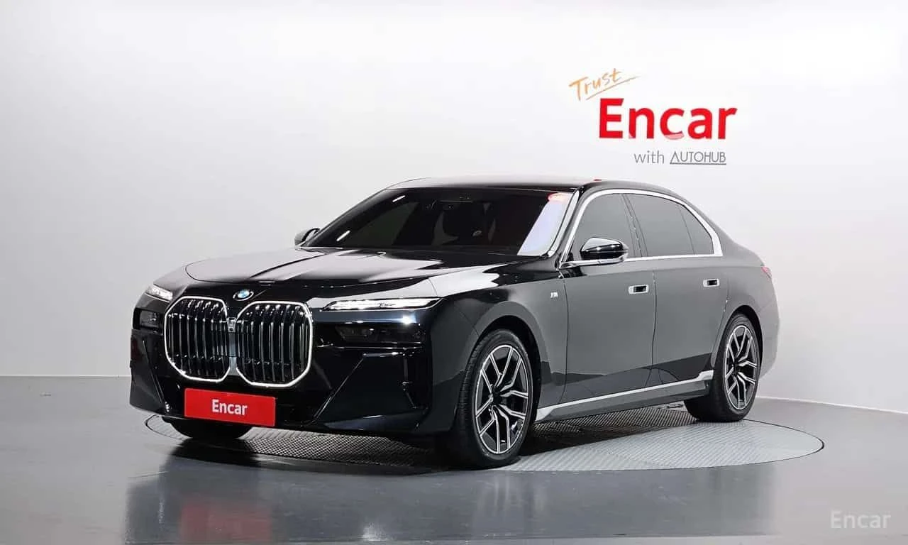 BMW 740 * xDrive M Sport * МАСАЖИ * ДВА КЛЮЧА * ТЕЛЕВИЗОР | Auto.bg — изображение 1 BMW 740 * xDrive M Sport * МАСАЖИ * ДВА КЛЮЧА * ТЕЛЕВИЗОР | Auto.bg — изображение 1