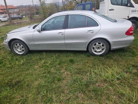 Mercedes-Benz E 220 * 2.2CDI* 150HP* AUTOMATIC* УДАРЕН* - 3500 лв. / 1789.52 € - 59968553 5 | Car24.bg Mercedes-Benz E 220 * 2.2CDI* 150HP* AUTOMATIC* УДАРЕН* - 3500 лв. / 1789.52 € - 59968553 5