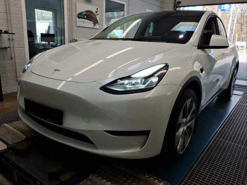 Tesla Model Y LONG RANGE DUAL MOTOR ОЧАКВАН ВНОС - 30900 € / 60435.15 лв. - 58512708 1 | Car24.bg Tesla Model Y LONG RANGE DUAL MOTOR ОЧАКВАН ВНОС - 30900 € / 60435.15 лв. - 58512708 1