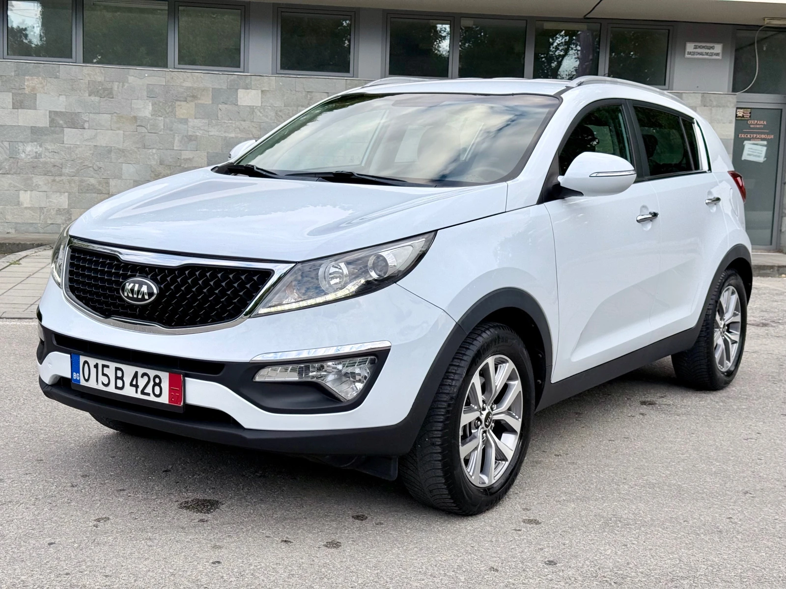 Kia Sportage 1.6GDI* Facelift* ECO-GPL+ * Газ/Бензин* Euro5B* | Auto.bg — изображение 1 Kia Sportage 1.6GDI* Facelift* ECO-GPL+ * Газ/Бензин* Euro5B* | Auto.bg — изображение 1