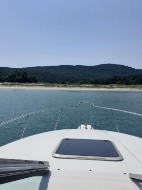 Моторна яхта Chaparral Signature | Auto.bg — изображение 7 Моторна яхта Chaparral Signature | Auto.bg — изображение 7